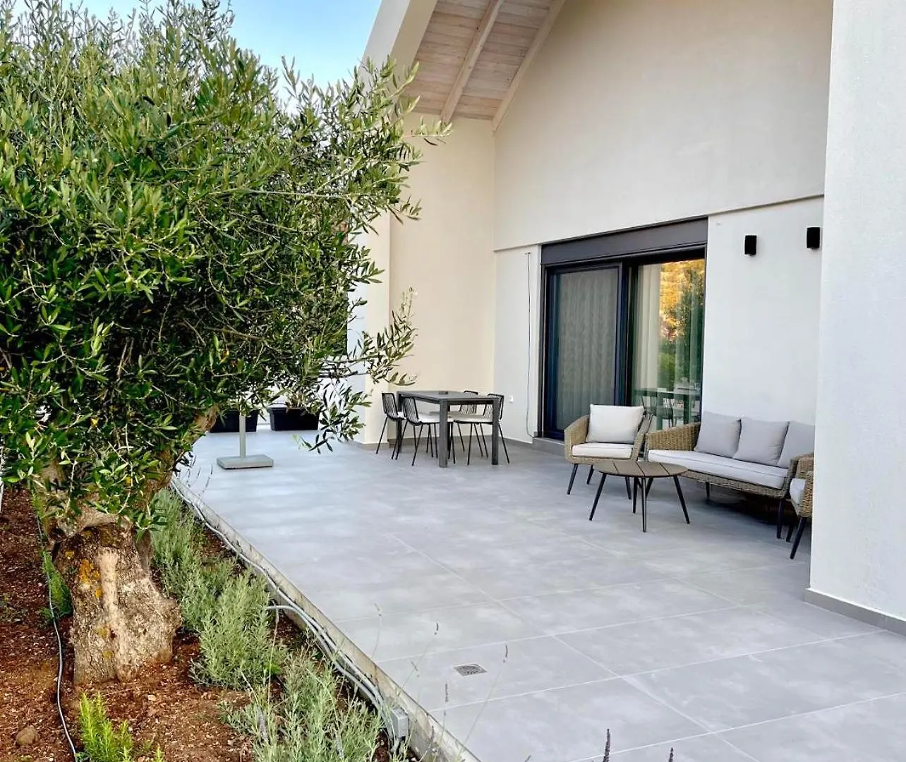 Myrtia Villas I Anomeria